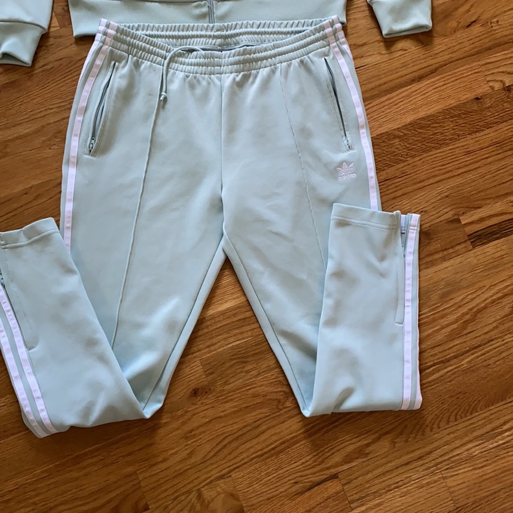 Adidas tracksuit - Picture 2 of 7